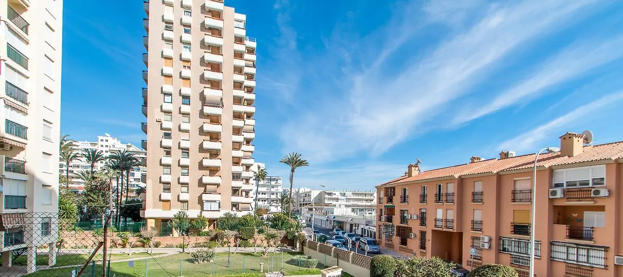 Palm Beach Club Apartamentos Carihuela トレモリノス アパート