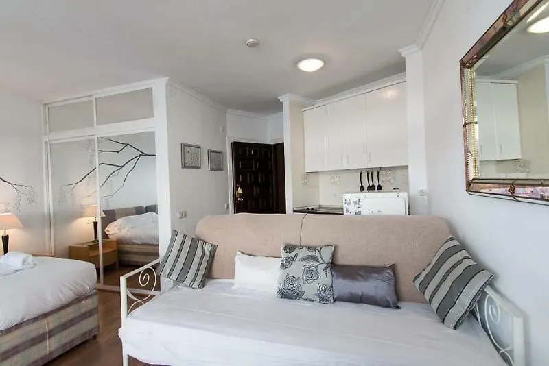 Palm Beach Club Apartamentos Carihuela トレモリノス 0*,