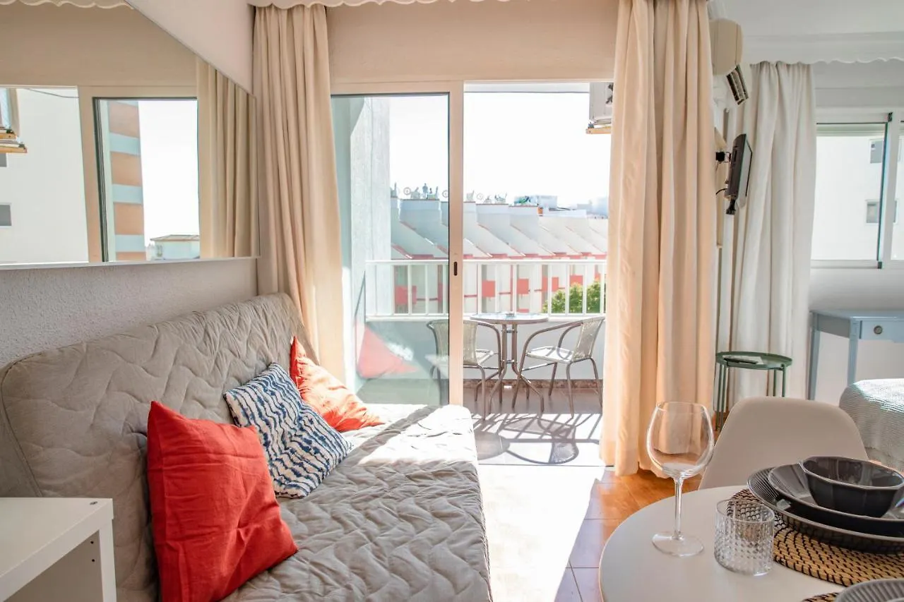 アパート Palm Beach Club Apartamentos Carihuela トレモリノス スペイン