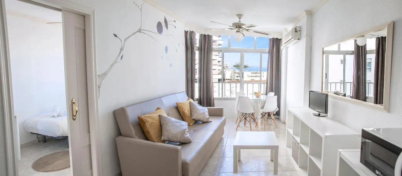 Palm Beach Club Apartamentos Carihuela トレモリノス 0*,