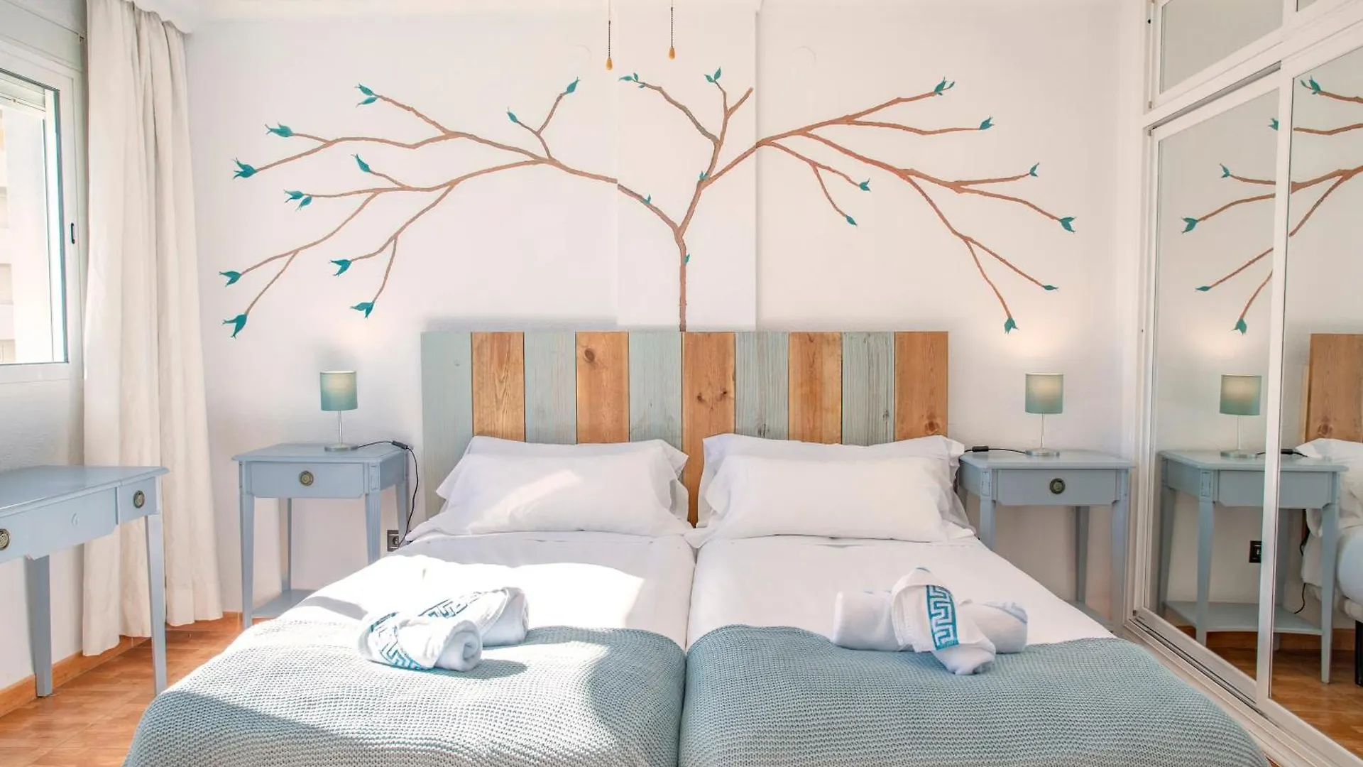 アパート Palm Beach Club Apartamentos Carihuela トレモリノス