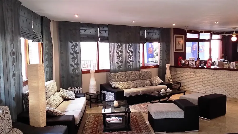 Palm Beach Club Apartamentos Carihuela トレモリノス 0*,